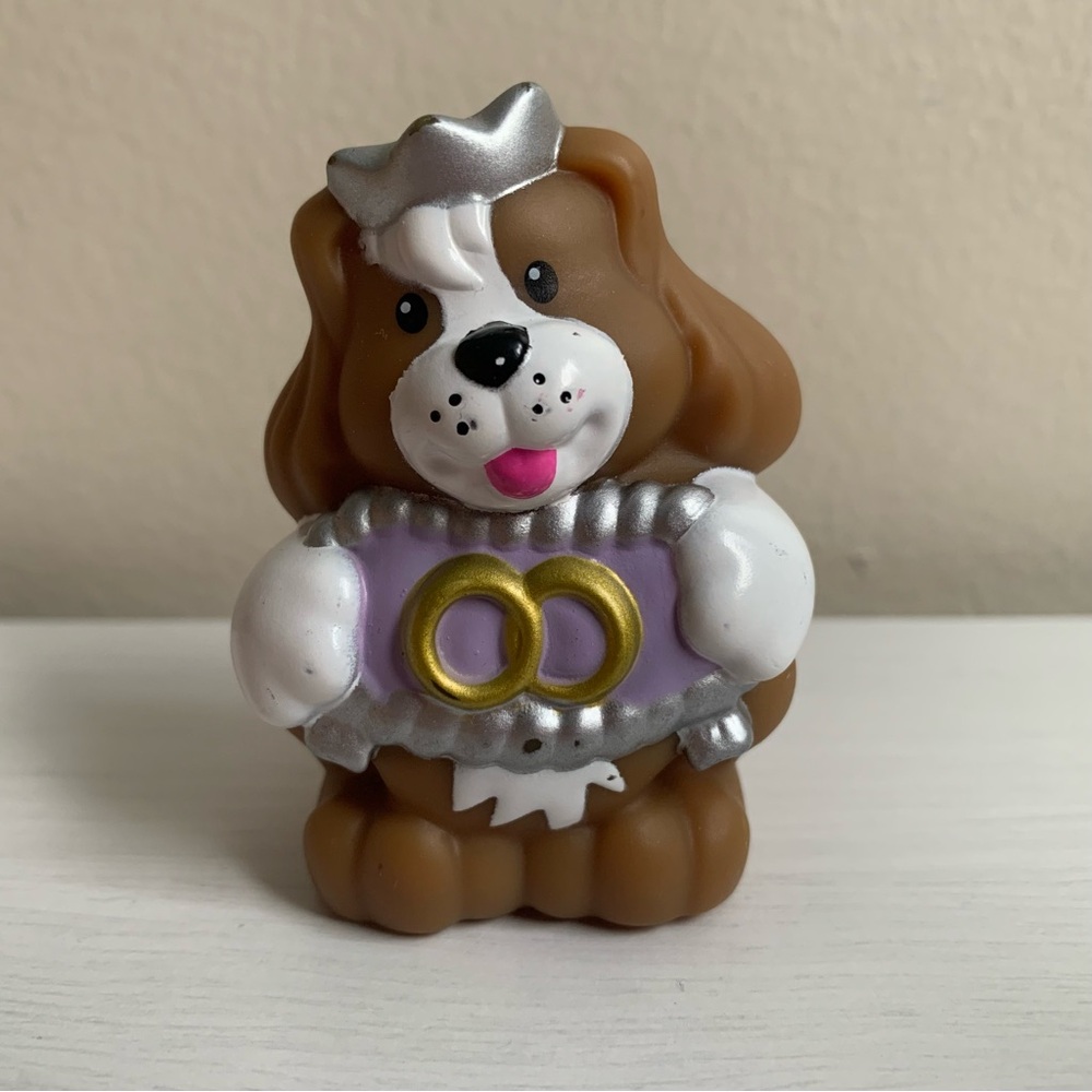 2008 Fisher-Price Little People Royal Wedding Dog Ring Bearer